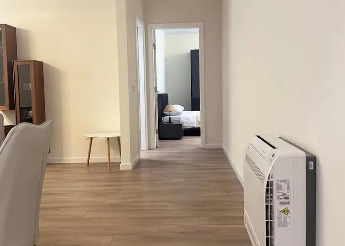 Emerald Luxury 2 Bedroom, 2 Bathroom Tirana